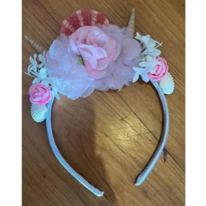 TIARA CONCHAS COM FLORES SUPER LUXO COLORIDO