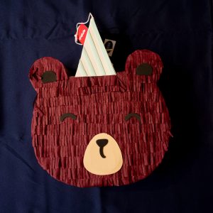 Pinhata Urso com Chapéu de festa
